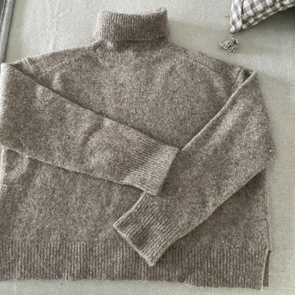 Jenni Kayne Turtleneck Sweater - Picture 2 of 5